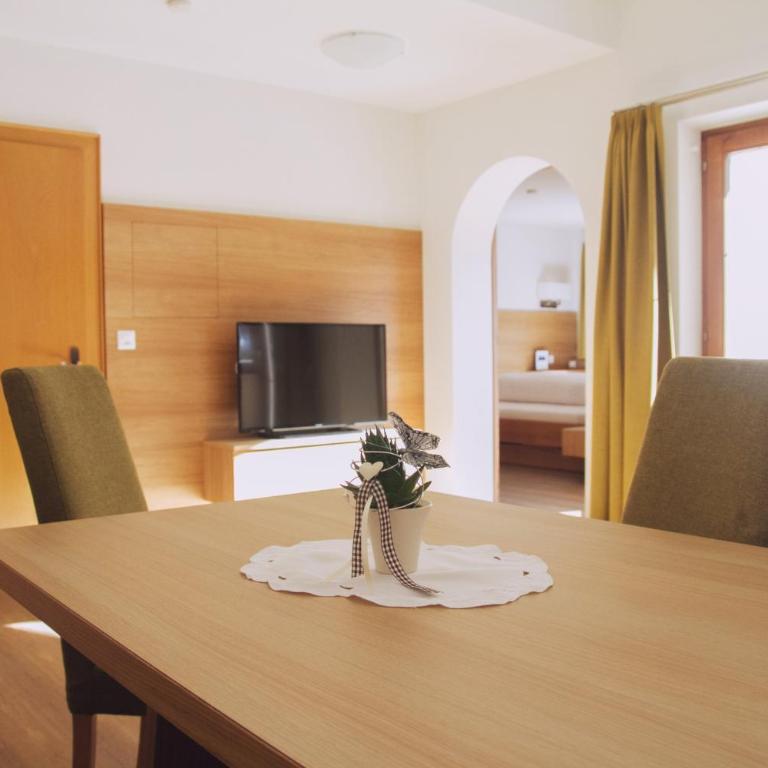 Apart Prieth Samnaun - Deluxe Apartment - 2