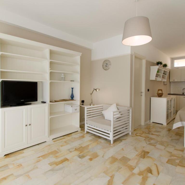 Dante 124 | Appartamenti a Riccione - Two-Bedroom House - 13