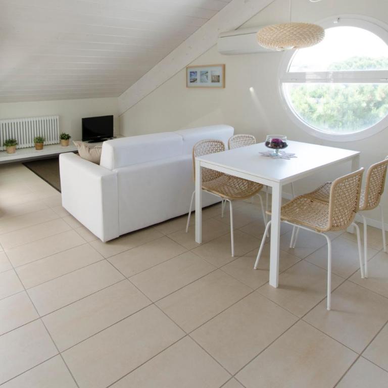 Dante 124 | Appartamenti a Riccione - Two-Bedroom House - 5
