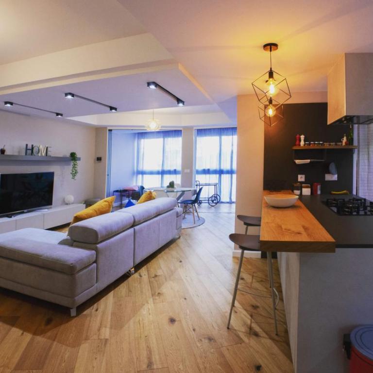 Hexagonal Design Apartment - Two-Bedroom Apartment - 2