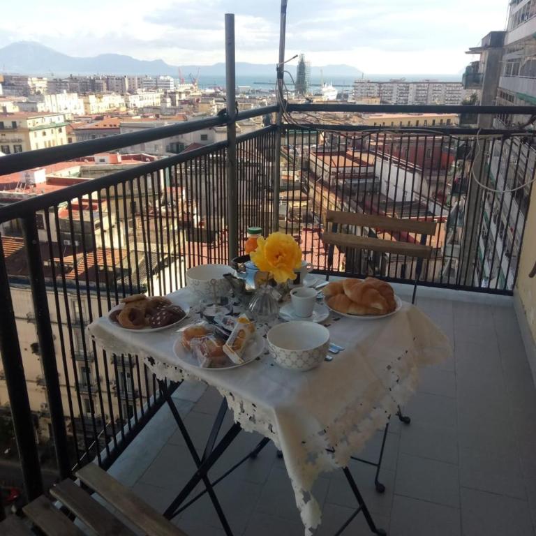 B&B Belvedere - Camera Matrimoniale Deluxe con Vista Mare Laterale - 17