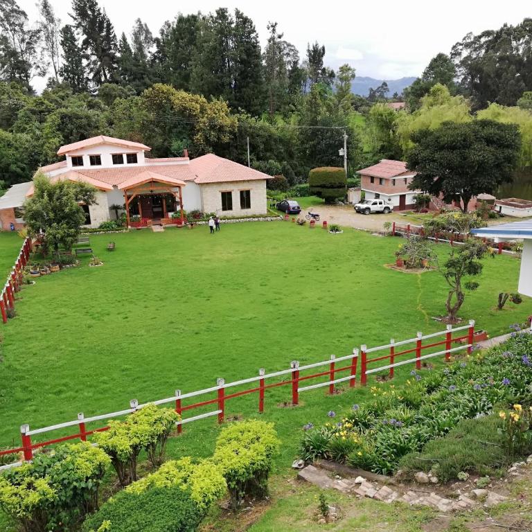 Hacienda Moncora, cabañas campestres para grupos y familias - Casa - 1