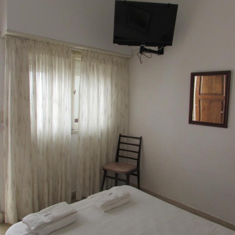 Hotel Brisas del Mar - Standard Single Room internal view - 3