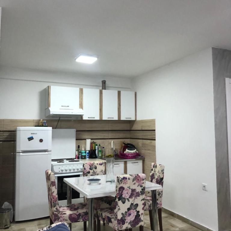 J&B LUX Apartment - One-Bedroom Apartment - 7