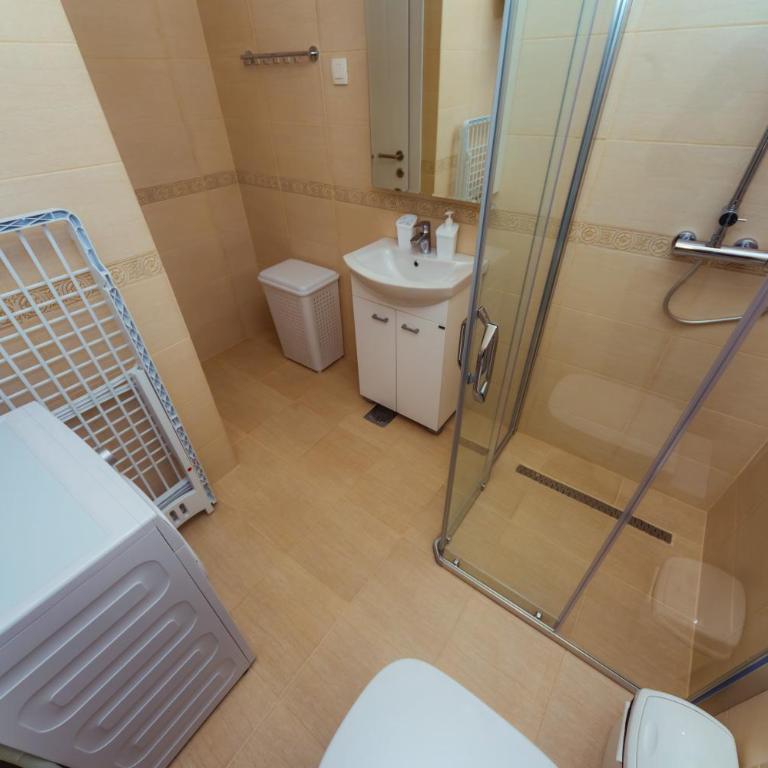 Belvedere Apartments - Two-Bedroom Apartment - 3