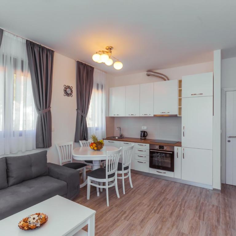 Belvedere Apartments - Two-Bedroom Apartment - 2