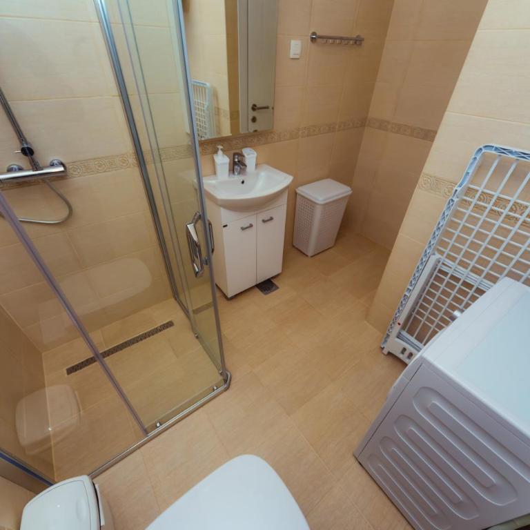 Belvedere Apartments - Two-Bedroom Apartment - 6