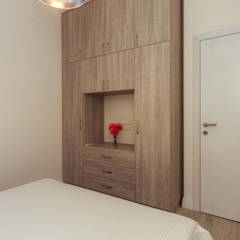 Belvedere Apartments - Two-Bedroom Apartment - 9