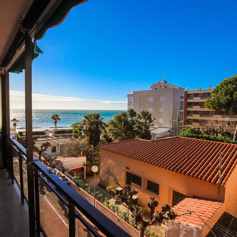 DIFFERENTFLATS Costa d' Or II - One-Bedroom Apartment with Sea View Twin - 1