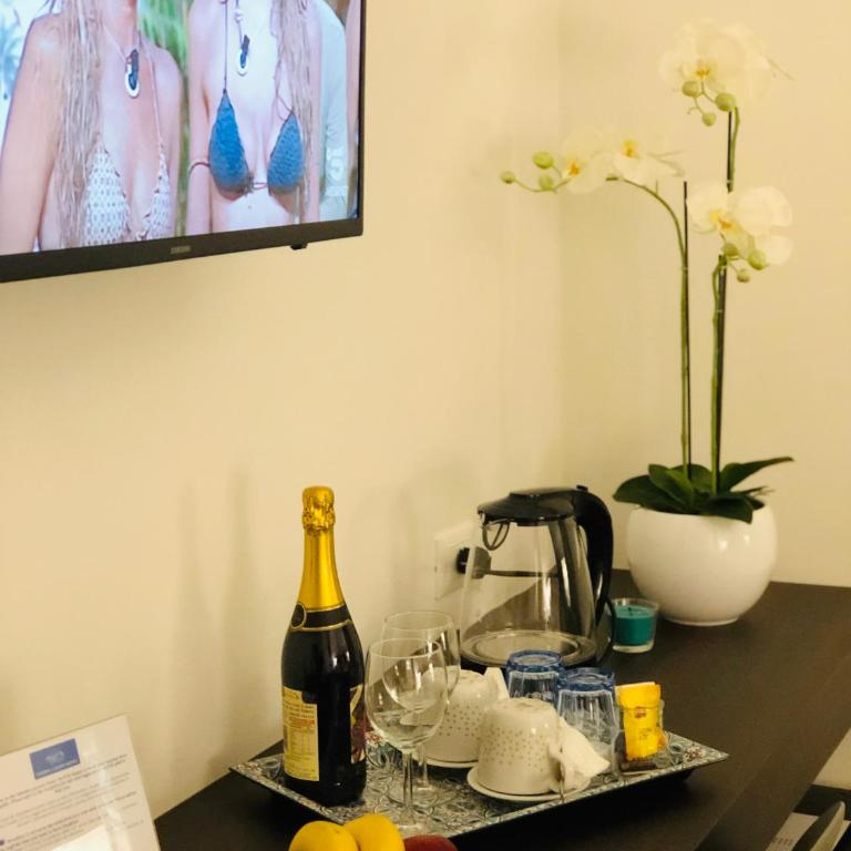 KAMBAL LUXURY SUITES - Camera Matrimoniale con Bagno Privato - 14