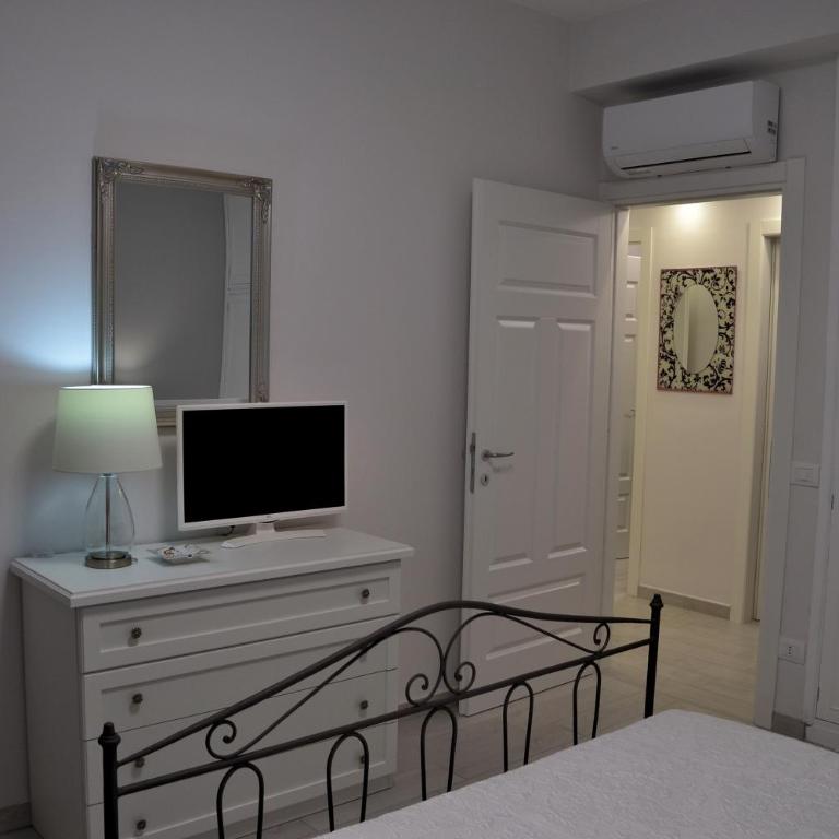 GIGLIARELLI AD MAISON - Appartamento con 2 Camere da Letto - 9