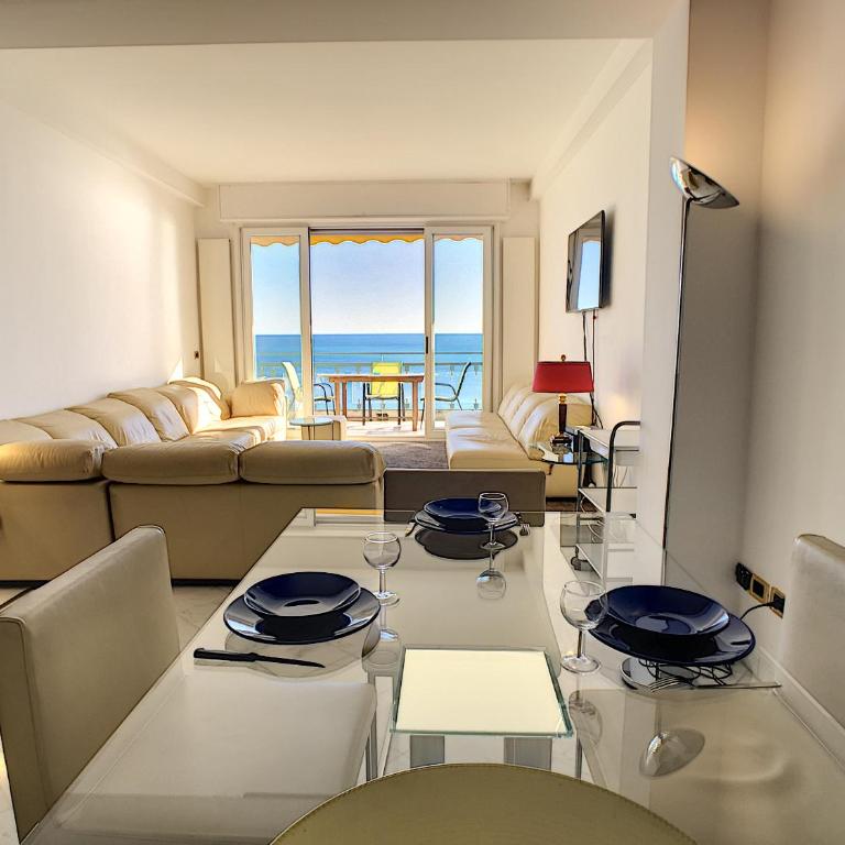 Nestor&Jeeves - PALAIS DE FRANCE - Central - Sea front - Appartement - Vue sur Mer - 8