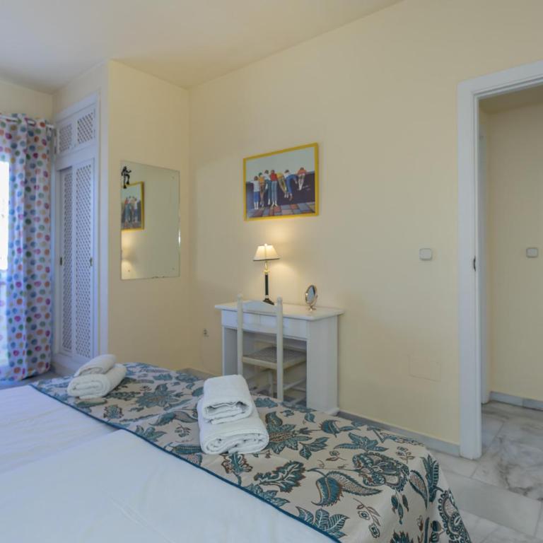 Magnifico apartamento con vistas en Puerto Marina - Apartamento de 3 dormitorios - 23