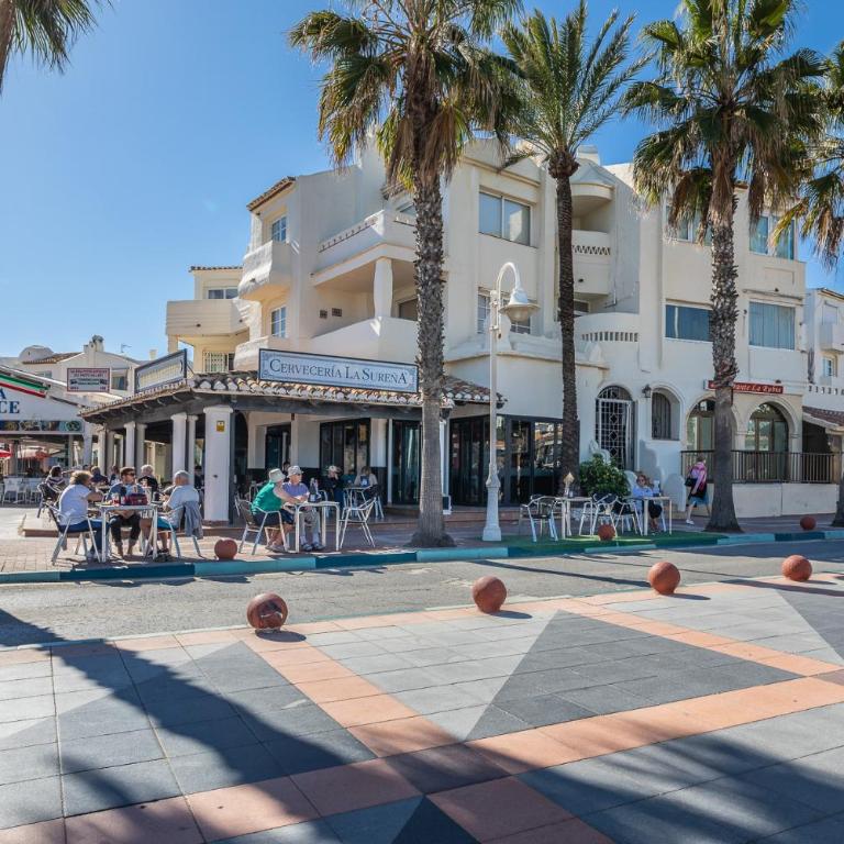 Magnifico apartamento con vistas en Puerto Marina - Apartamento de 3 dormitorios - 24