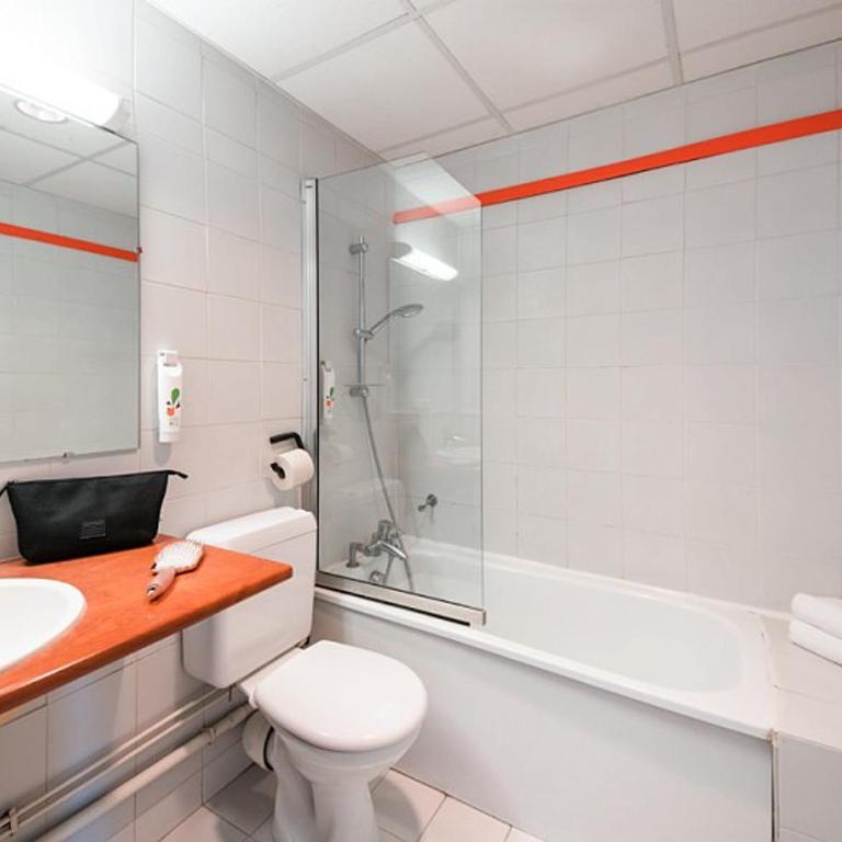 Ibis Styles Chambery Centre Gare - Standard Double Room - 3