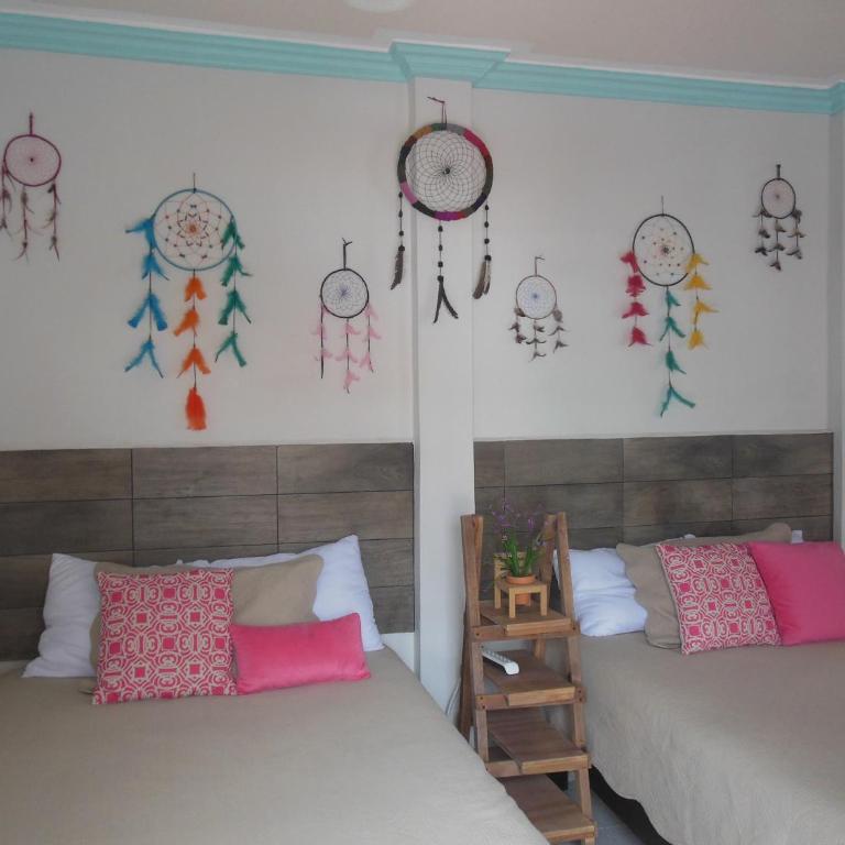 Casa El Ombligo de la Luna - Quadruple Room with Private Bathroom - 10