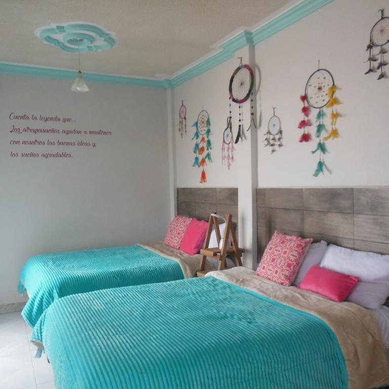 Casa El Ombligo de la Luna - Quadruple Room with Private Bathroom - 2