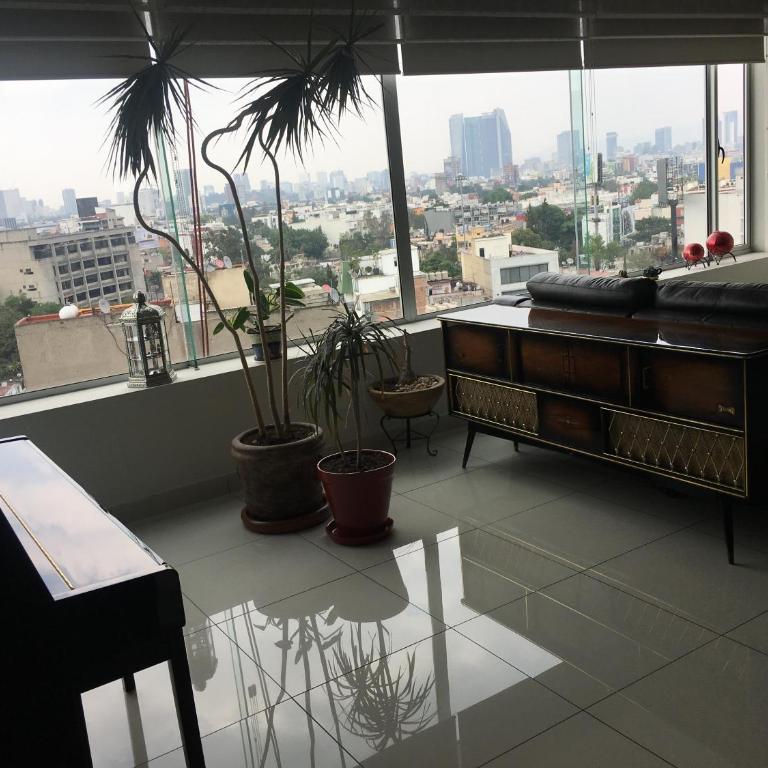 Napoles Condo Suites - Deluxe Double Room with Balcony - 13