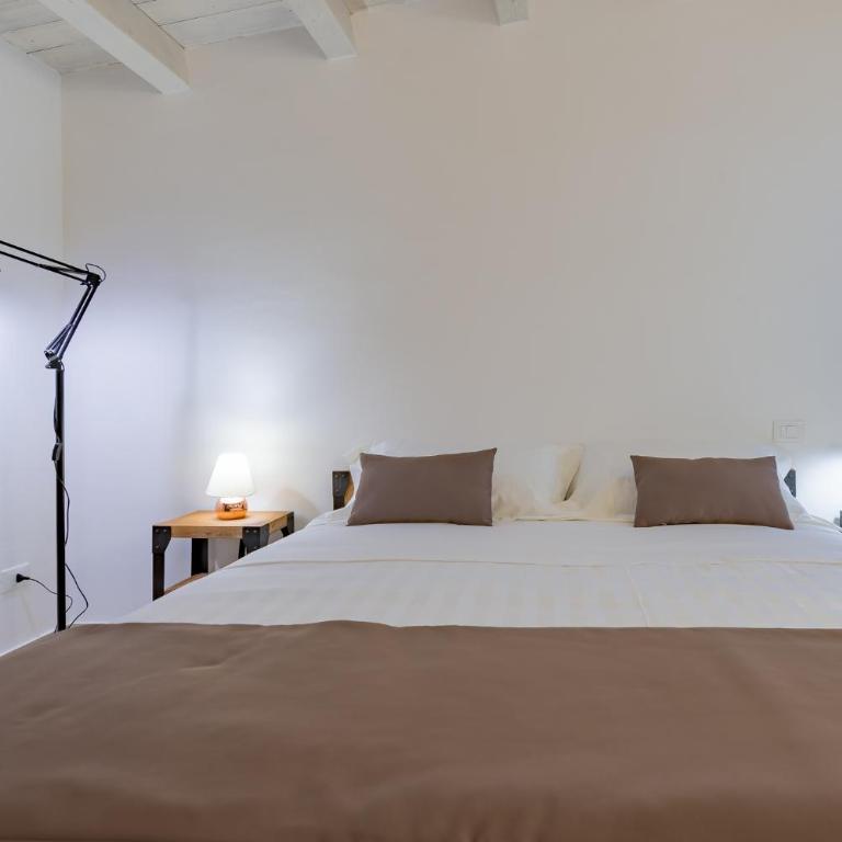 Le Maestranze Deluxe Rooms - Camera Matrimoniale Standard - 8