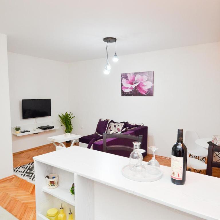 La Vida Kotor - One-Bedroom Apartment - 5