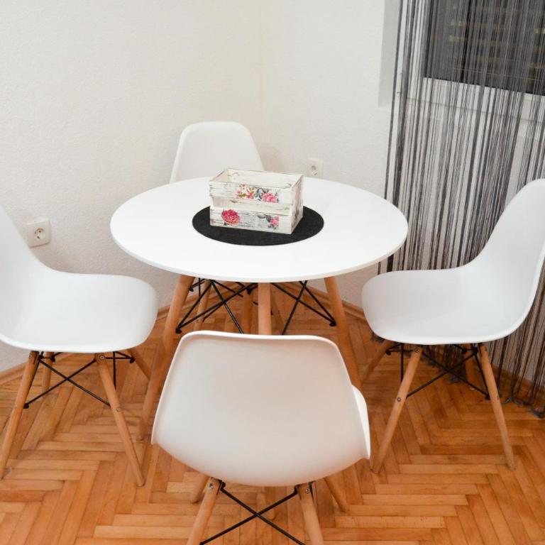 La Vida Kotor - One-Bedroom Apartment - 12
