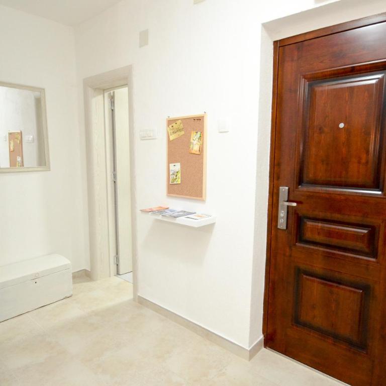 La Vida Kotor - One-Bedroom Apartment - 25