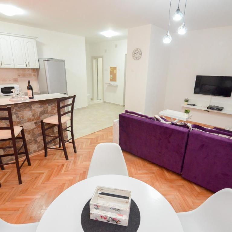 La Vida Kotor - One-Bedroom Apartment - 13
