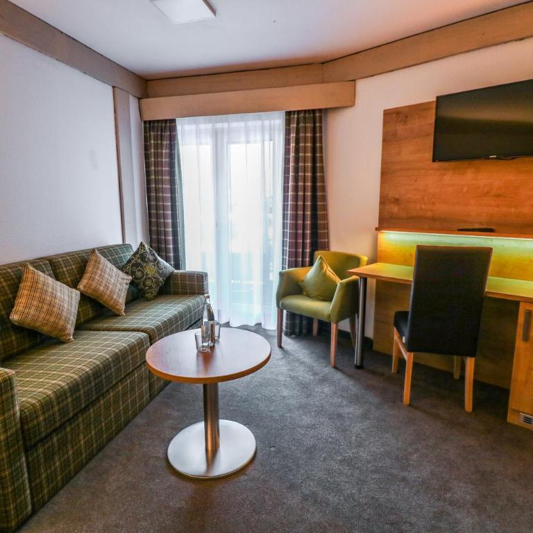 Hotel Quellenhof - Großes Doppelzimmer - 2