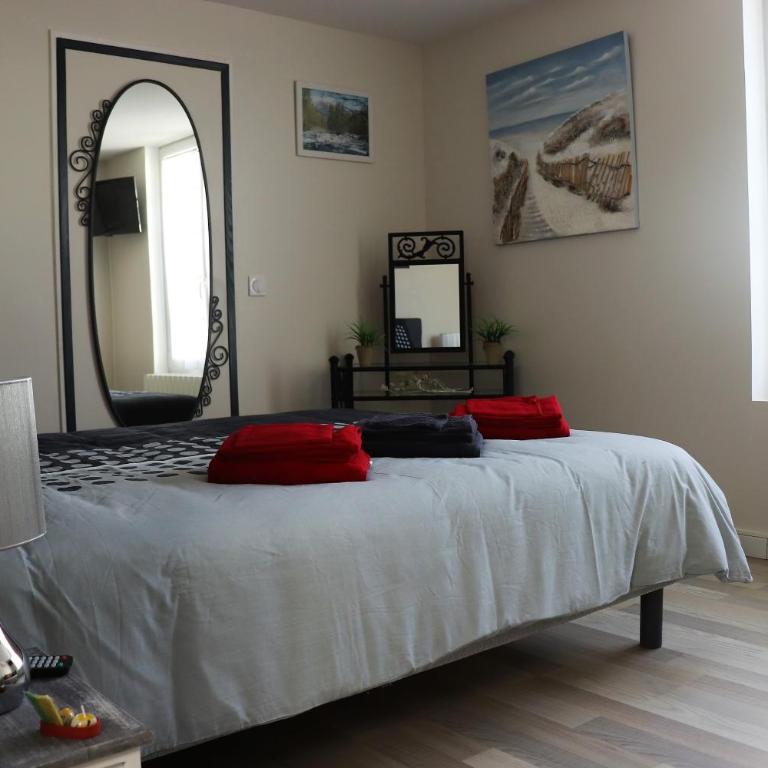 Villa des sables avec 1 studio pour 2 personnes pouvant être complété par une chambre avec sa salle de bain et WC si 4 personnes - Familienstudio - 2