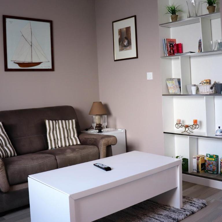 Villa des sables avec 1 studio pour 2 personnes pouvant être complété par une chambre avec sa salle de bain et WC si 4 personnes - Familienstudio - 13