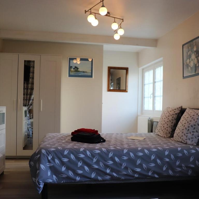 Villa des sables avec 1 studio pour 2 personnes pouvant être complété par une chambre avec sa salle de bain et WC si 4 personnes - Familienstudio - 15