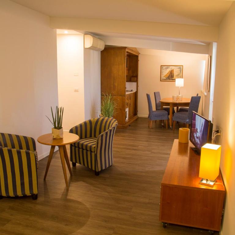 Hotel Mon Cheri - Luxury Apartment - 5