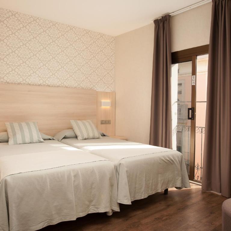 Hostal Fernando - Standard Twin Room - 6