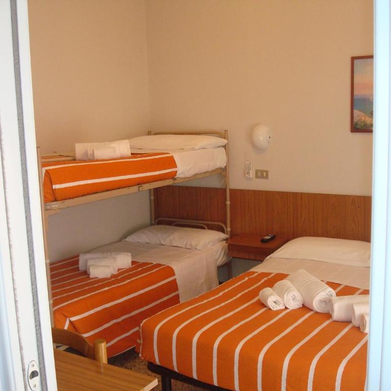Hotel Amalfi - Camera Quadrupla Standard - 3