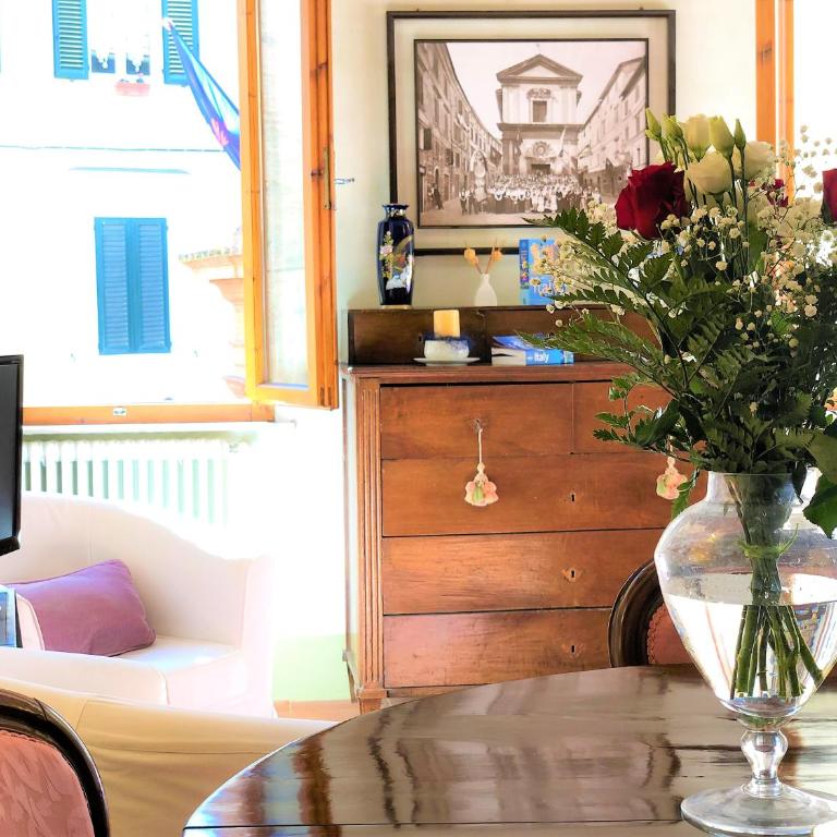 SIENA ROMANTIC EXPERIENCE - Appartamento con 2 Camere da Letto - 4