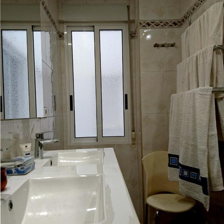 Alicante Sea View Downtown Comfort - Apartment - 34