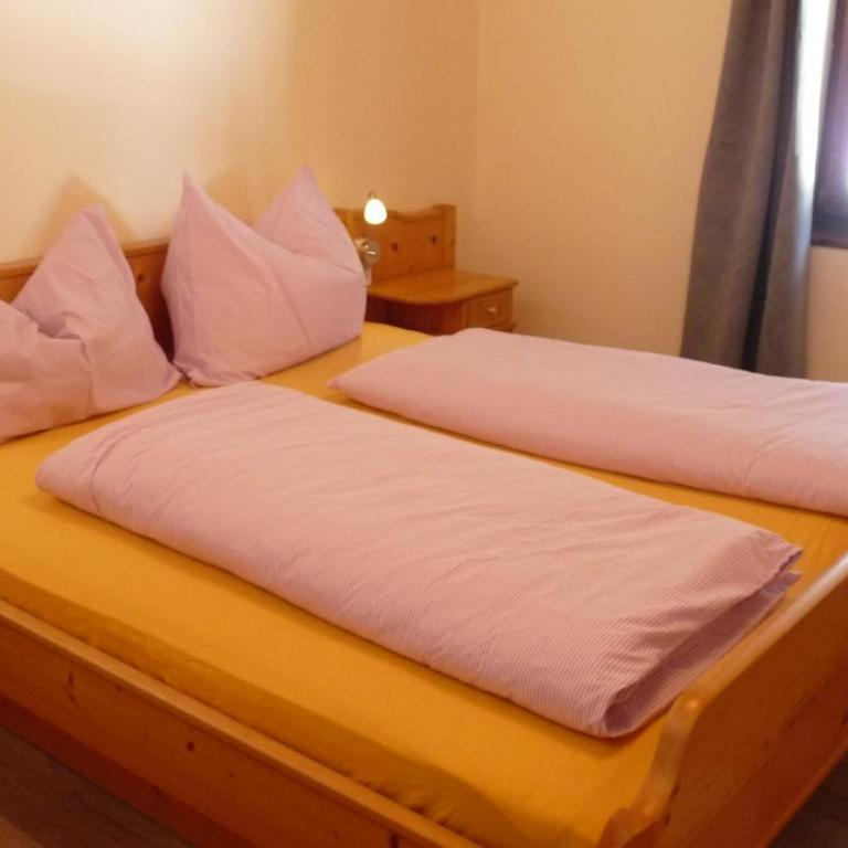 Ferienhaus Schäfer - Apartments - Wintersports - Family holiday - Holiday with your dog - Rural & Scenic - Apartment mit 4 Schlafzimmern und Poolblick - 12