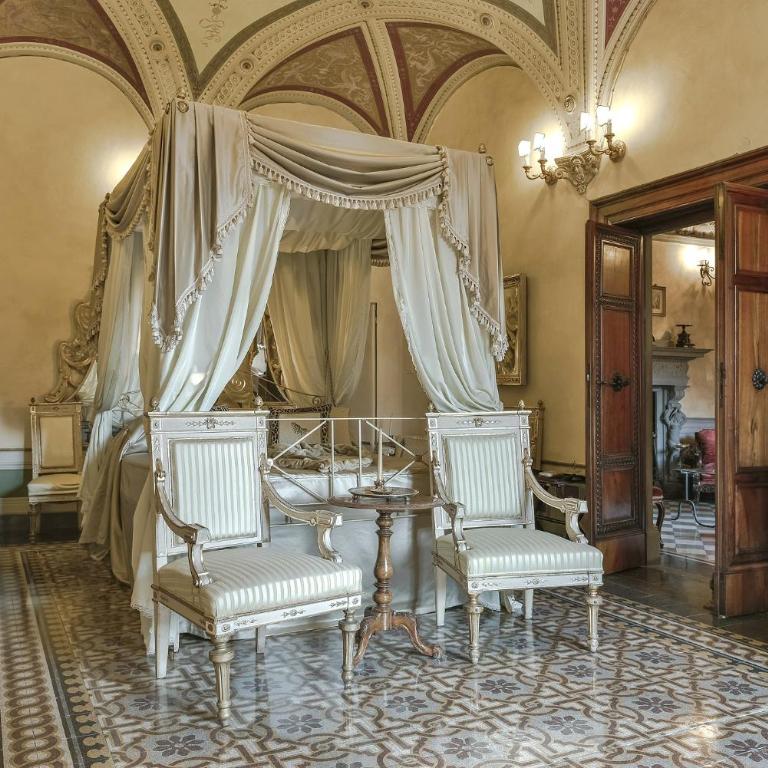 Residenze d'Epoca Palazzo Coli Bizzarrini - Imperial Suite - 4