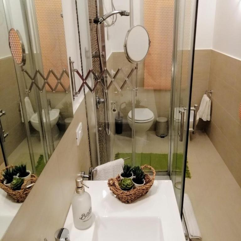 Central Apartment with terrace near teatro Massimo - One-Bedroom Apartment - 17