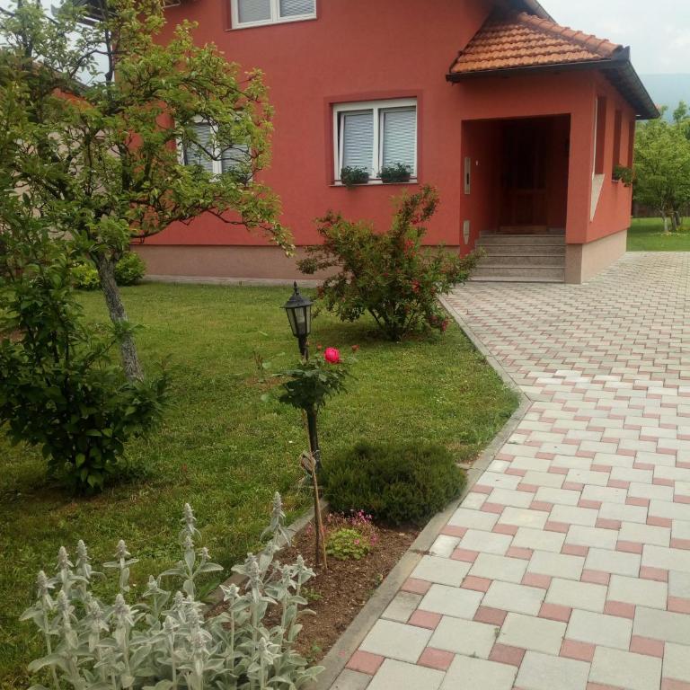 ENNI - Two-Bedroom House - 23