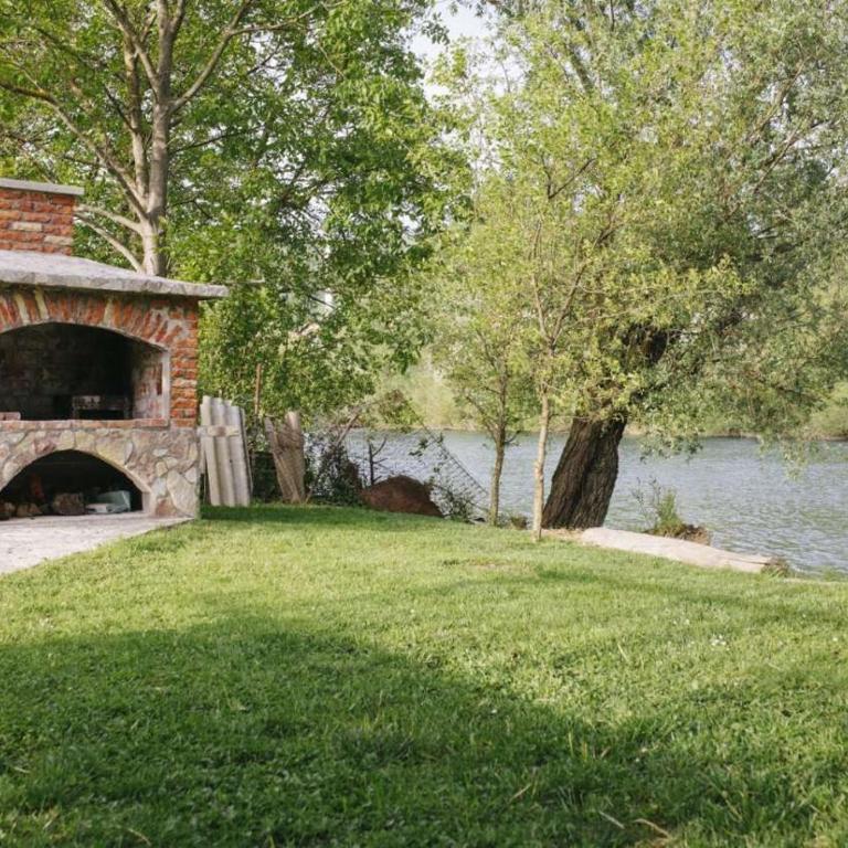 ENNI - Two-Bedroom House - 2