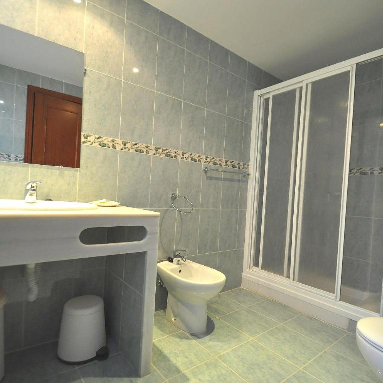 Hotel Goya - Habitación Triple Estándar - 10