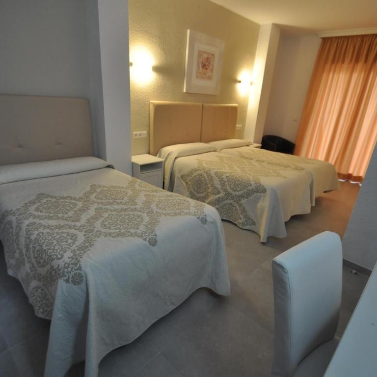Hotel Goya - Habitación Triple Estándar - 5