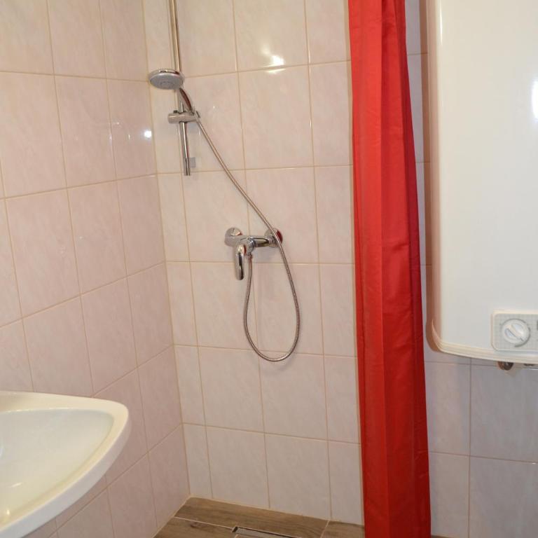 Apartment Holiday Lungötz - Apartment mit 2 Schlafzimmern - Erdgeschoss - 2