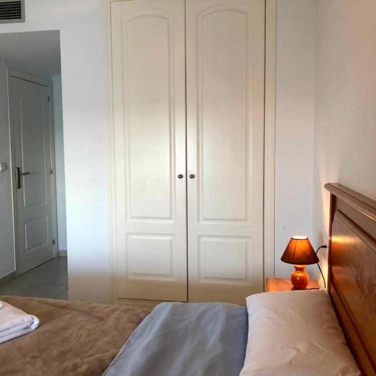 Clubrent - Apartamentos Apolo 16 - Apartamento de 2 dormitorios - Planta 14 - 34