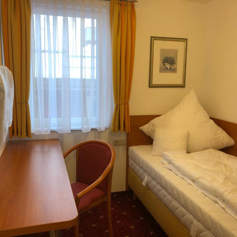 Hotel Alpenrose gut schlafen & frühstücken - Standard Einzelzimmer - 3