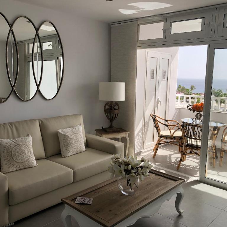 Sunrise - Apartment with Sea View - 16