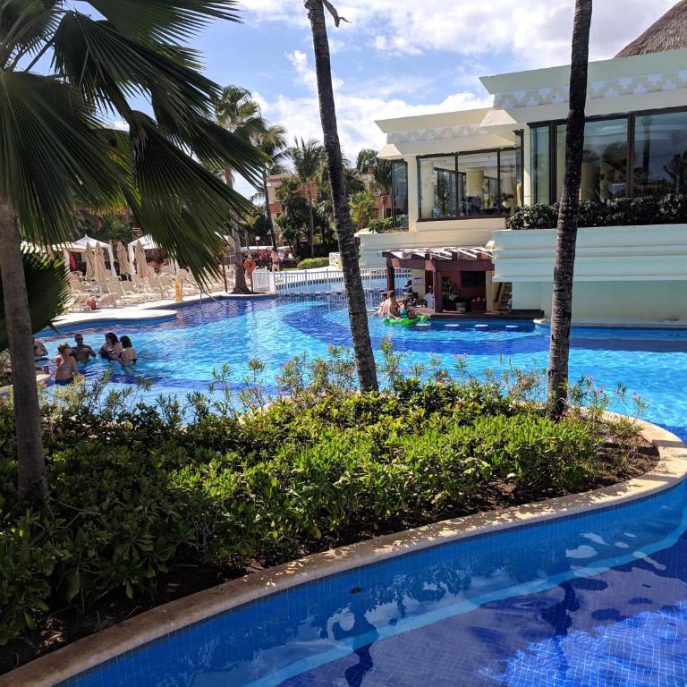 Bahia Principe & Golf Residences (Terrazas Condo) - Apartamento con vistas a la piscina - 61