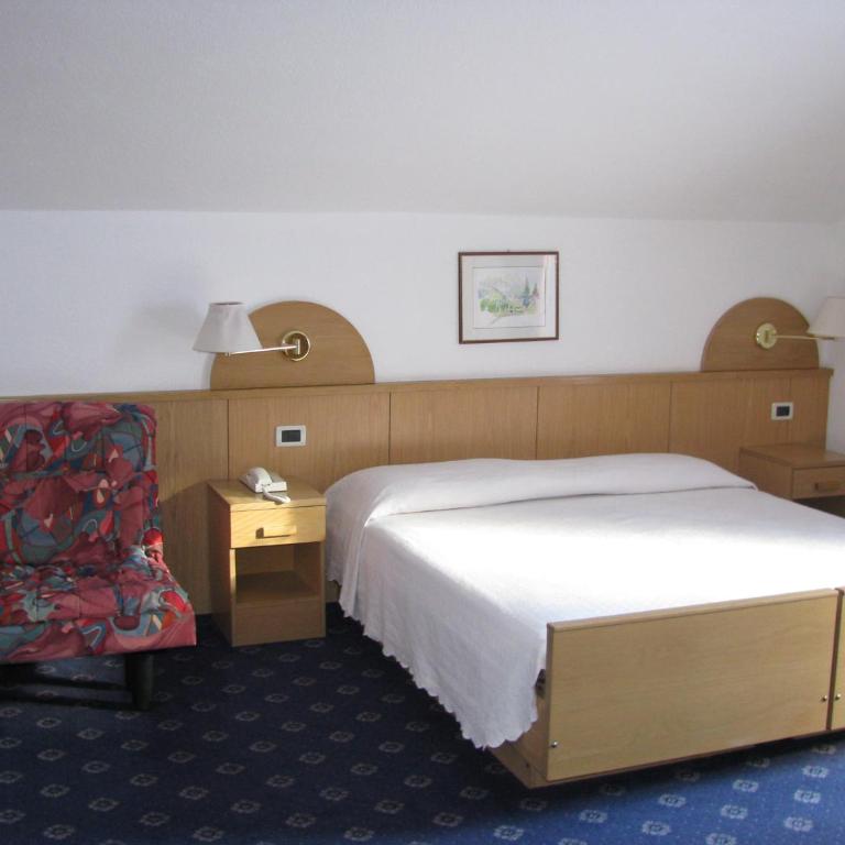 Hotel Nès Crépes - Camera Matrimoniale/Doppia con Letti Singoli - 7