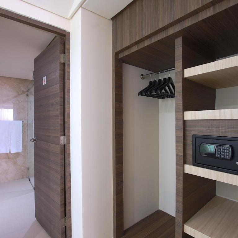 Econo Express Hotel - Suite Deluxe con bañera de hidromasaje - 3